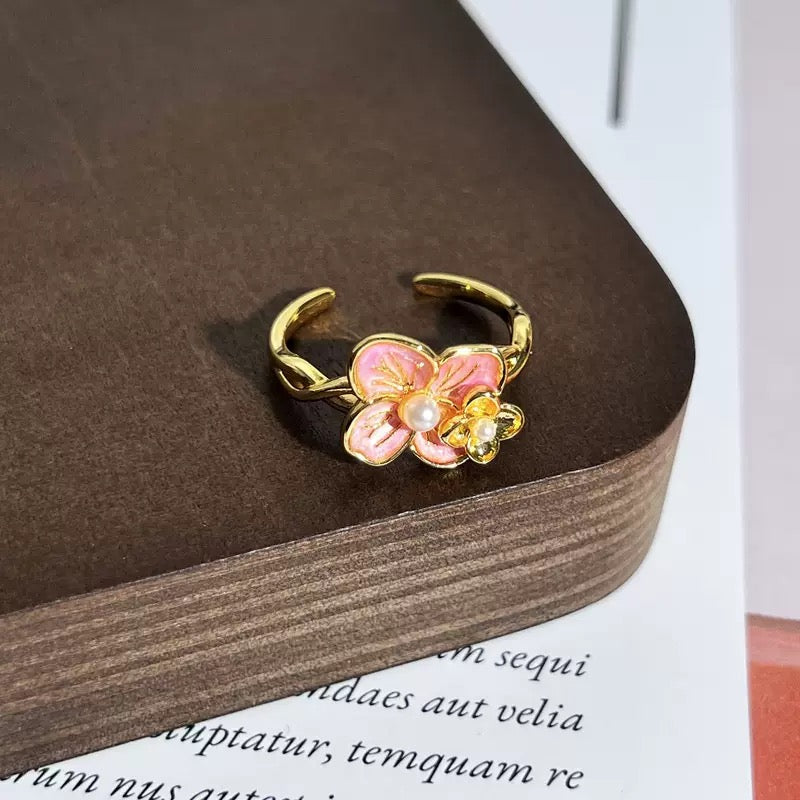Florist in Pink! Ring