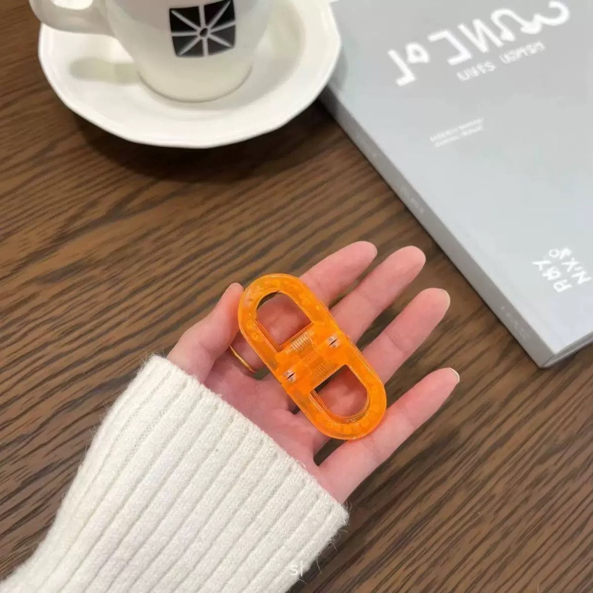 Chérie Link Claw Clip (magnetic hairpin)