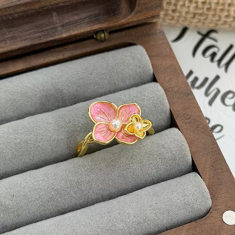 Florist in Pink! Ring
