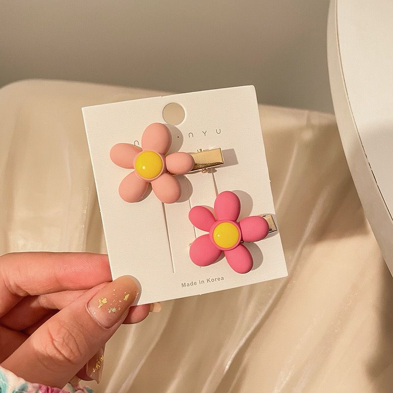 Cute Korean Hairpins- pack of two