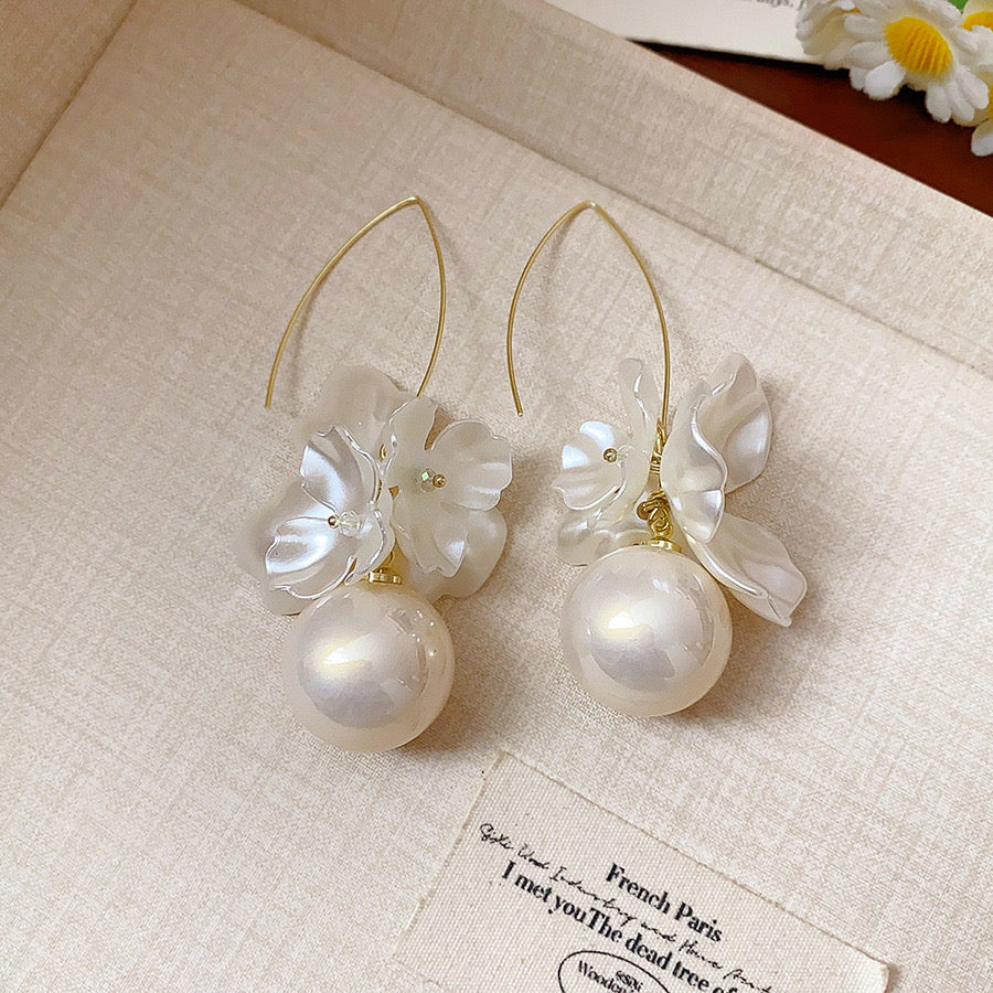Floressa Pearlette Earrings