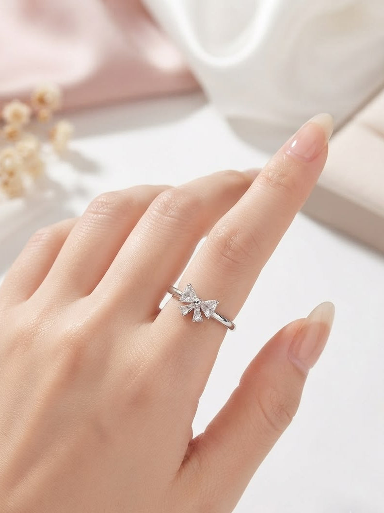 Glint of Bow Ring (pinky ring)
